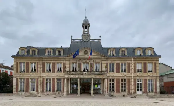 Installateur Spa IDF Installateur spa et jacuzzi Maisons-Alfort